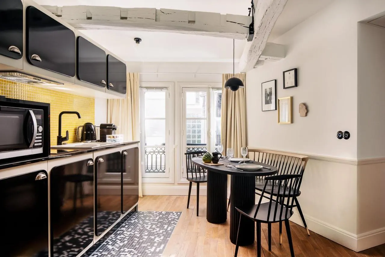 My Maison In Paris - Louvre Aparthotel