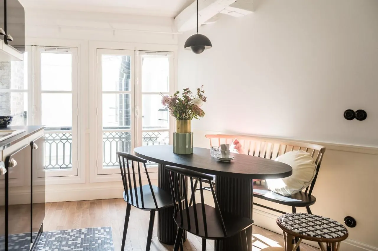 My Maison In Paris - Louvre 2*,